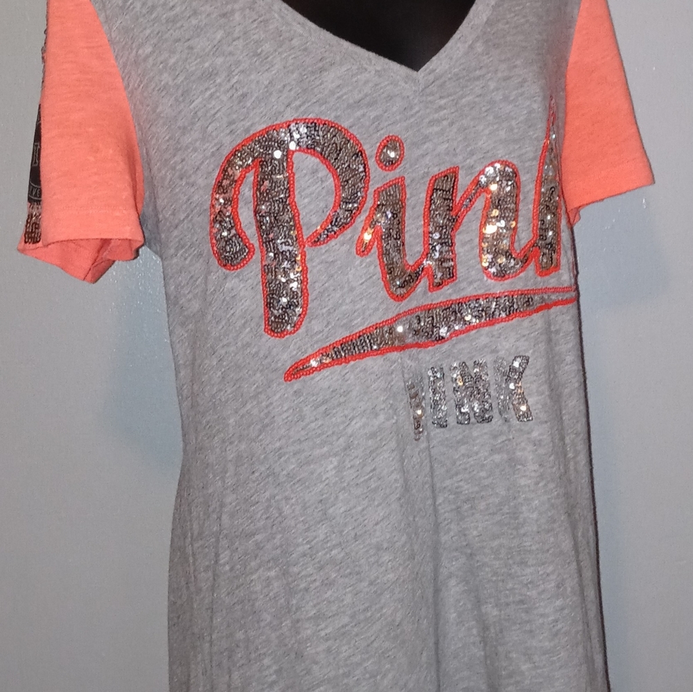 Pink tshirt
